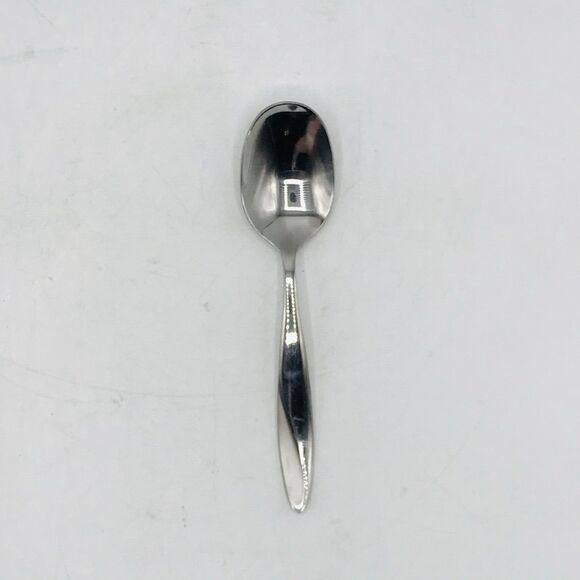 Oneida Lunette Stainless Steel Flatware Soup Spoon Replacement 18/10 - Picture 1 of 1